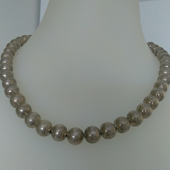 CUTE NECKLANCE . - Picture 4 of 4